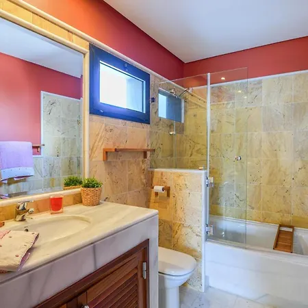 Marta Πλάγια Μπλάνκα